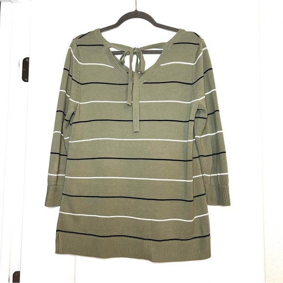 Talbots Women’s Sage Striped V Neck Cotton Sweater with Tie Detail Size M $79 - Picture 2 of 8